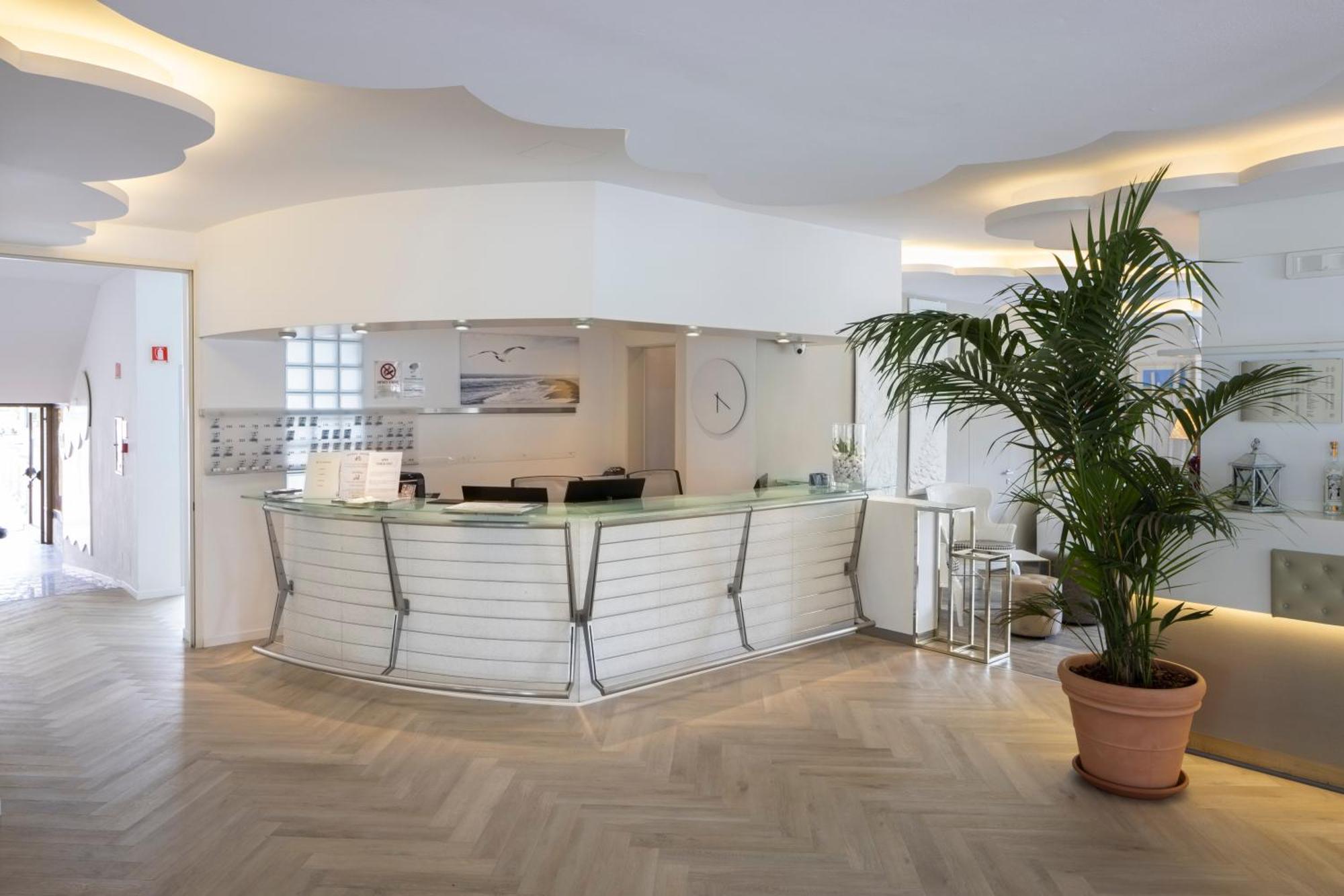 Hotel Delle Nazioni Lignano Sabbiadoro Dış mekan fotoğraf
